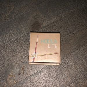 Benefit Hoola Lite Matte Bronzer
